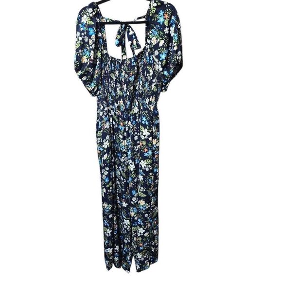 We Love Fashion Navy Floral Plus Size Wide Leg Jumpsuit Jumper - Picture 2 of 4